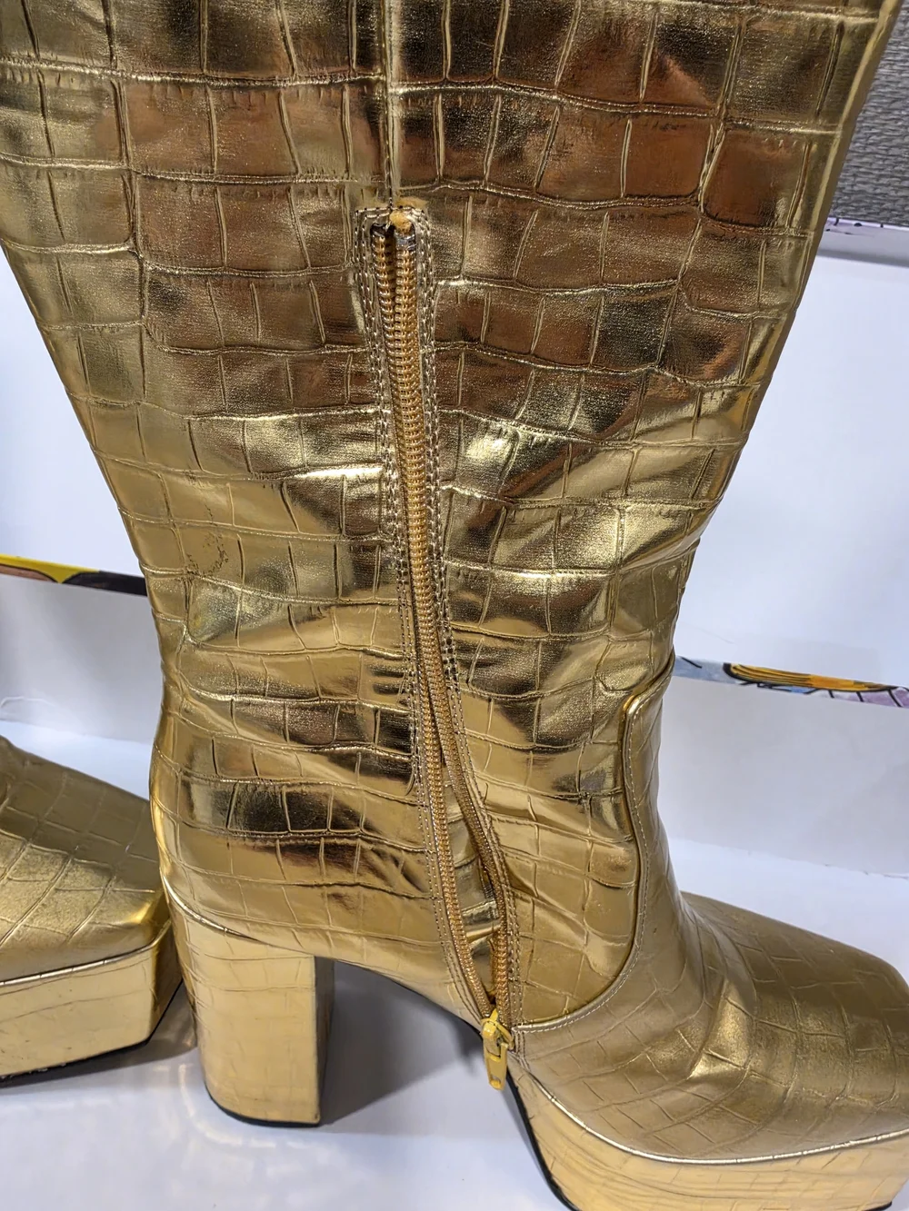 Jeffrey Campbell CLOVED Gold Metallic Croc Platform Boots Size 9 w/ Box